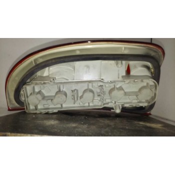 Recambio de piloto trasero izquierdo para opel corsa b edition 2000 referencia OEM IAM  5P 