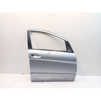 PUERTA DELANTERA DERECHA a1697201805 