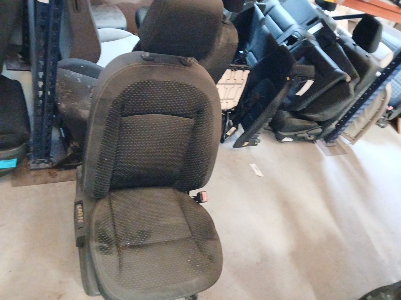 Recambio de asiento delantero derecho para nissan qashqai (j10) acenta 4x4 referencia OEM IAM   