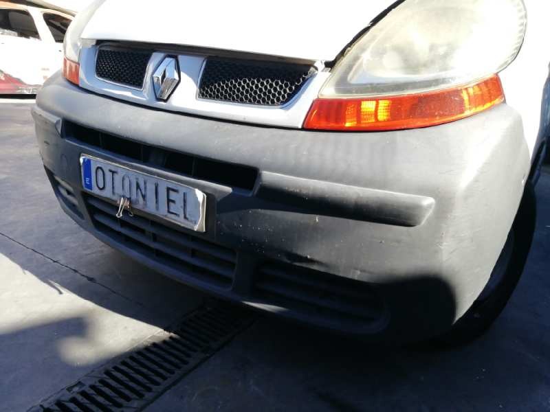 Recambio de paragolpes delantero para renault trafic caja cerrada (ab 4.01) 1.9 diesel referencia OEM IAM  TIENE ROCES 