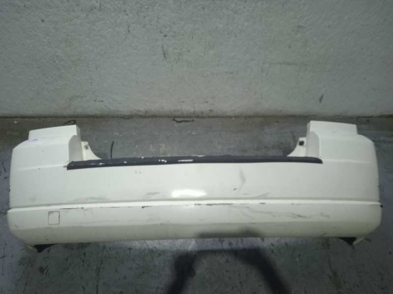 Recambio de paragolpes trasero para dodge caliber s referencia OEM IAM  BLANCO 