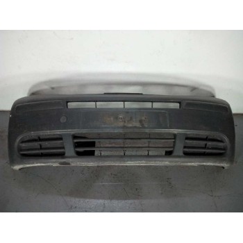 Recambio de paragolpes delantero para renault trafic caja cerrada (ab 4.01) 1.9 diesel referencia OEM IAM  TIENE ROCES 