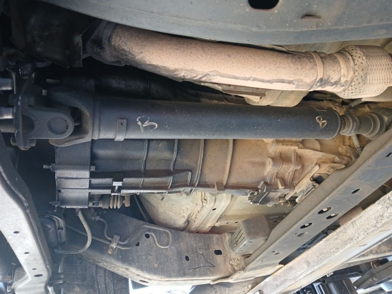 Recambio de transmision central delantera para nissan navara np300 (d40) 2.5 dci 4wd referencia OEM IAM   