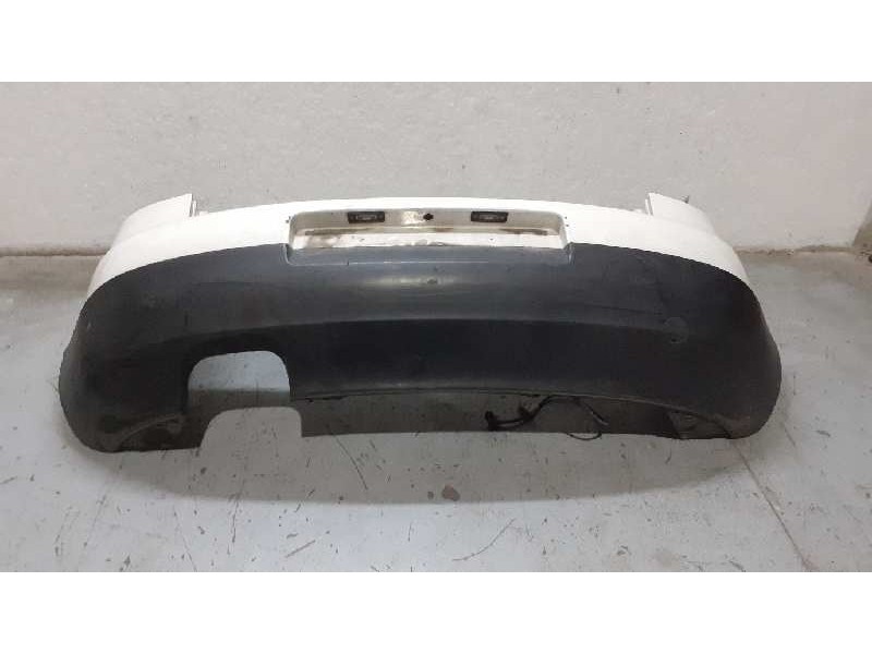 Recambio de paragolpes trasero para volkswagen golf v berlina (1k1) gt referencia OEM IAM 1K6807421 BLANCO TOCADO , VER FOTOS