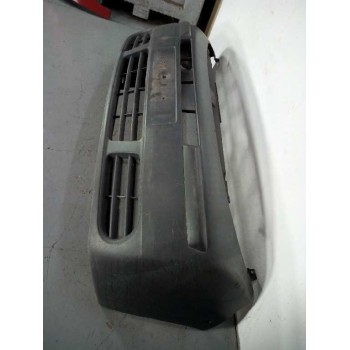 Recambio de paragolpes delantero para renault trafic caja cerrada (ab 4.01) 1.9 diesel referencia OEM IAM  TIENE ROCES 