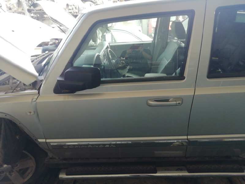 Recambio de puerta delantera izquierda para jeep commander 3.0 crd cat referencia OEM IAM   