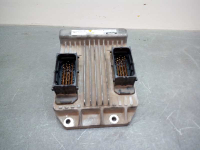 Recambio de centralita motor uce para opel corsa c silverline referencia OEM IAM 8973000979 97300097 1125000157