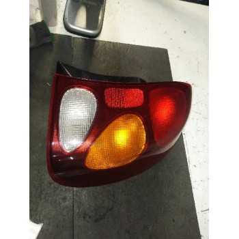 PILOTO TRASERO DERECHO 4P 