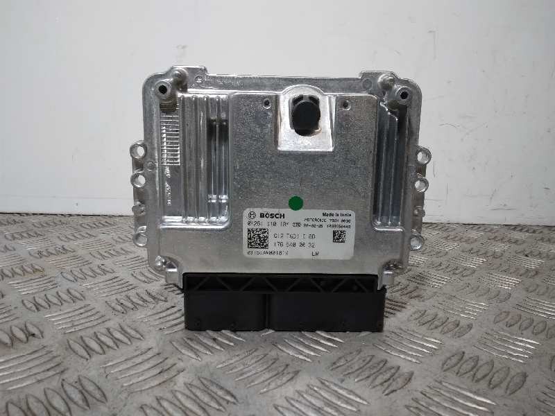 Recambio de centralita motor uce para ssangyong tivoli referencia OEM IAM 0261S101BY 1765400032 