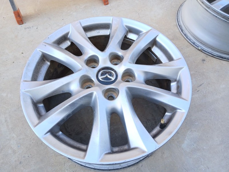 Recambio de llanta para mazda 3 sedán (bm_, bn_) 2.2 d referencia OEM IAM 9965E76560  