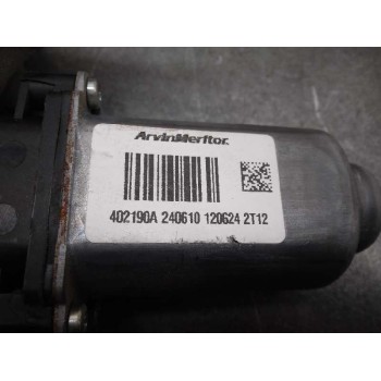 Recambio de elevalunas trasero derecho para nissan qashqai (j10) acenta referencia OEM IAM 402190A 2 PIN 