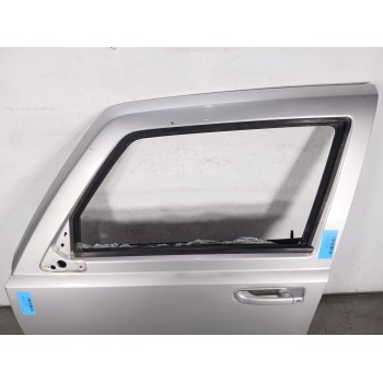 Recambio de puerta delantera izquierda para jeep commander 3.0 crd cat referencia OEM IAM   
