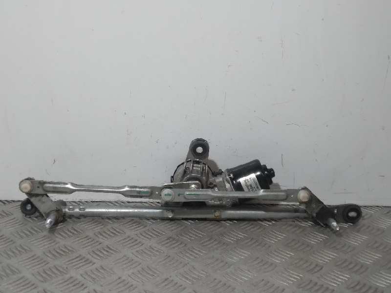 Recambio de motor limpia delantero para ssangyong tivoli referencia OEM IAM 7821035002 5 PINES 