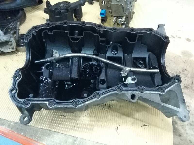 Recambio de carter para renault megane ii berlina 3p 1.5 dci diesel referencia OEM IAM 8200273261  