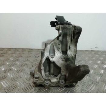 Recambio de soporte bomba inyeccion para opel insignia berlina 2.0 cdti referencia OEM IAM 55574721  