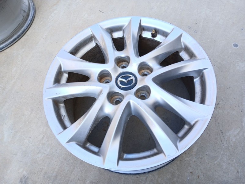 Recambio de llanta para mazda 3 sedán (bm_, bn_) 2.2 d referencia OEM IAM 9965E76560  