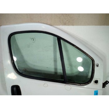 Recambio de puerta delantera derecha para renault trafic caja cerrada (ab 4.01) 1.9 diesel referencia OEM IAM   