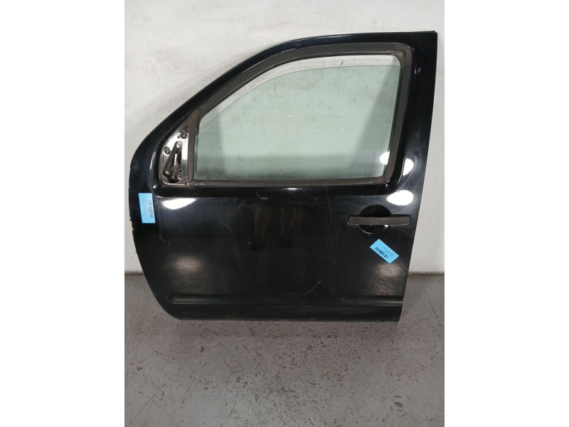 Recambio de puerta delantera izquierda para nissan navara np300 (d40) 2.5 dci 4wd referencia OEM IAM   
