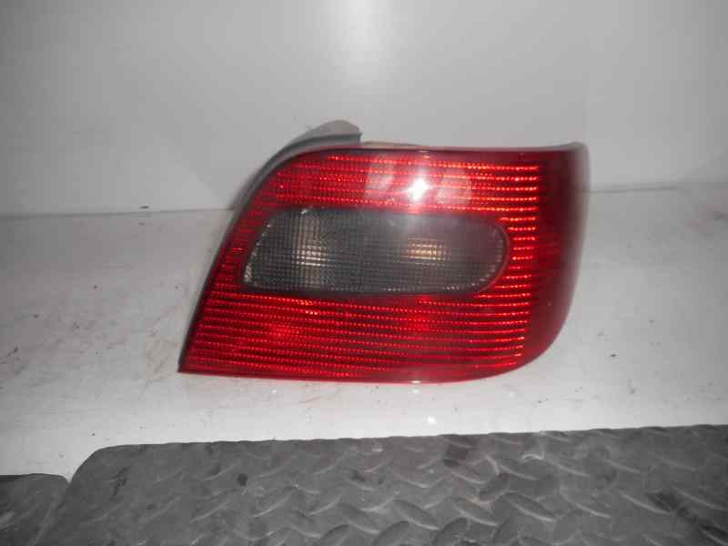 Recambio de piloto trasero izquierdo para citroën xsara berlina 1.9td seduction referencia OEM IAM   1ª SERIE