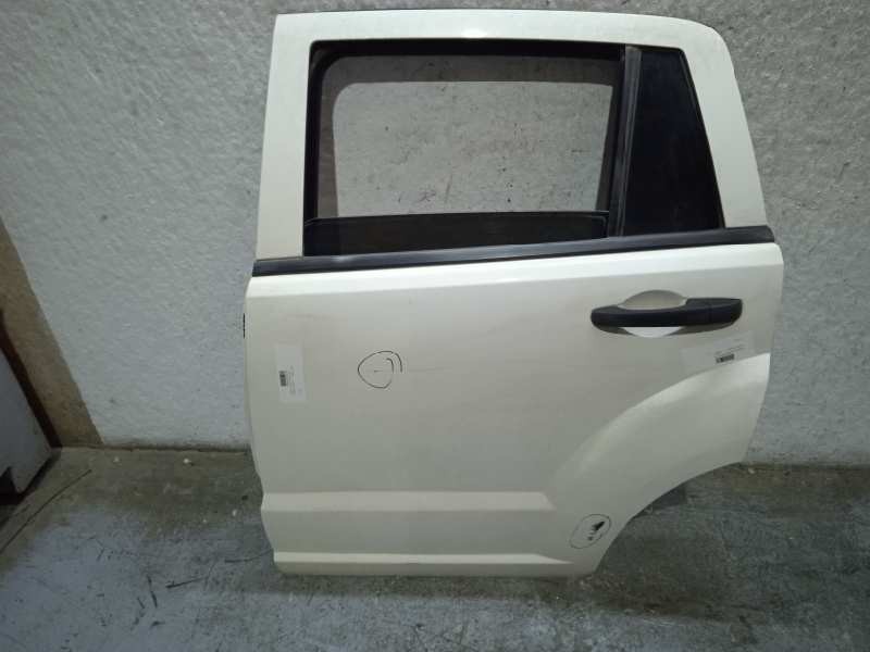 Recambio de puerta trasera izquierda para dodge caliber s referencia OEM IAM 5074163AB SIN ACCESORIOS BLANCO 5074163AB