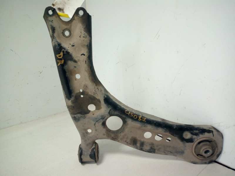 Recambio de brazo suspension inferior delantero derecho para skoda octavia combi (5e5) style referencia OEM IAM 5Q0407152L 5Q040