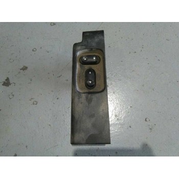 MANDO ELEVALUNAS DELANTERO DERECHO 