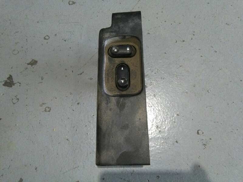 Recambio de mando elevalunas delantero derecho para land rover freelander 2.0 td4 cat referencia OEM IAM   