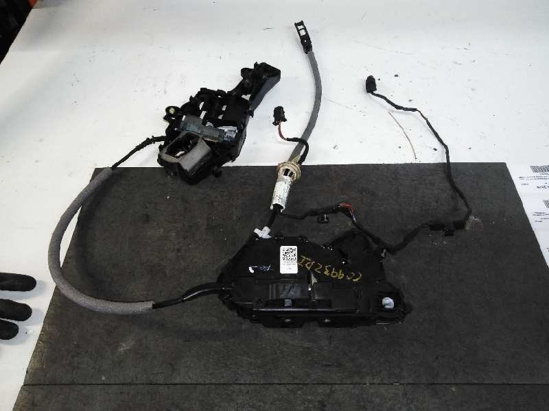 Recambio de cerradura puerta delantera izquierda para volkswagen tiguan advance bmt referencia OEM IAM  7 PIN 