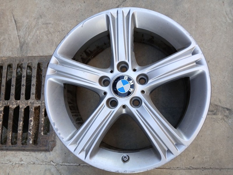 Recambio de llanta para bmw 3 (f30, f80) 318 d referencia OEM IAM 6796242  