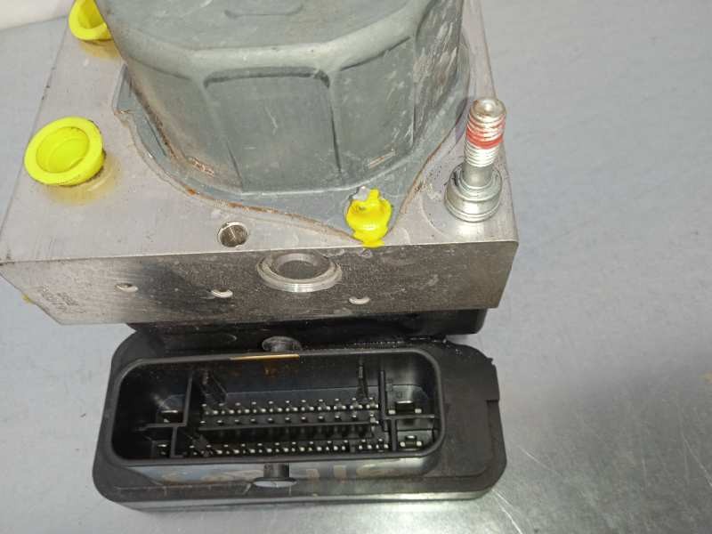 Recambio de abs para toyota auris business referencia OEM IAM 4454002380 0265242074 269534