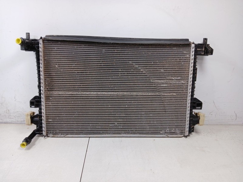 Recambio de radiador agua para seat ateca (khp) referencia OEM IAM 5Q0121251HQ  