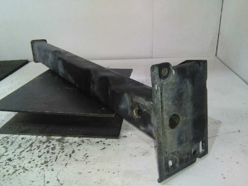 Recambio de travesaño inferior para citroën c4 coupe vts referencia OEM IAM IZQUIERDA TORRETA IZQUIERDA