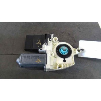 MOTOR ELEVALUNAS TRASERO IZQUIERDO 1K0959703F 993419200 FICHA 18 PINS