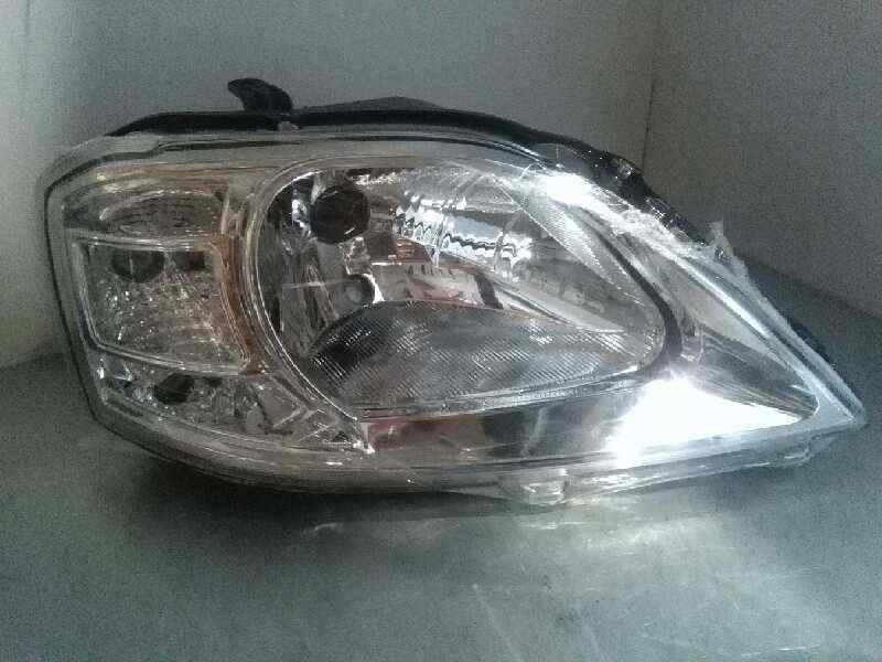 Recambio de faro derecho para dacia logan referencia OEM IAM 8200744754 MODELO DESDE 2009 NUEVO