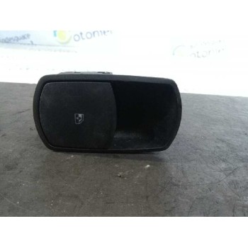 MANDO ELEVALUNAS DELANTERO DERECHO 