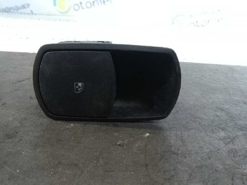 Recambio de mando elevalunas delantero derecho para opel corsa d catch me referencia OEM IAM   