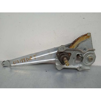 ELEVALUNAS TRASERO DERECHO MANUAL