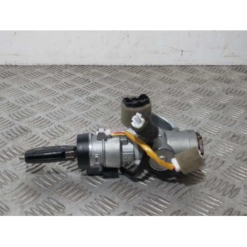 Recambio de conmutador de arranque para ssangyong tivoli referencia OEM IAM 8697037000  