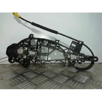 MANETA INTERIOR DELANTERA IZQUIERDA SOPORTE CON BOMBIN