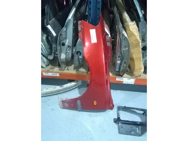 Recambio de aleta delantera izquierda para hyundai accent (lc) gl 5p referencia OEM IAM  GRANATE ROZADA