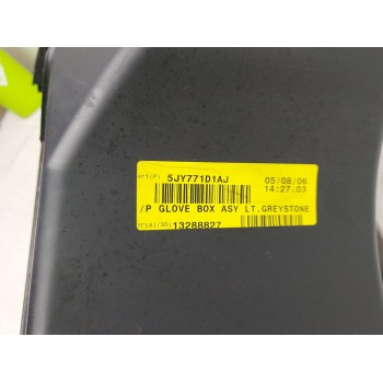 Recambio de guantera para jeep commander 3.0 crd cat referencia OEM IAM 5JY771D1AJ  