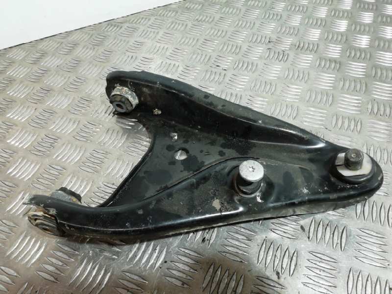 Recambio de brazo suspension inferior delantero derecho para dacia dokker essential referencia OEM IAM 545006623R 545004529R 545