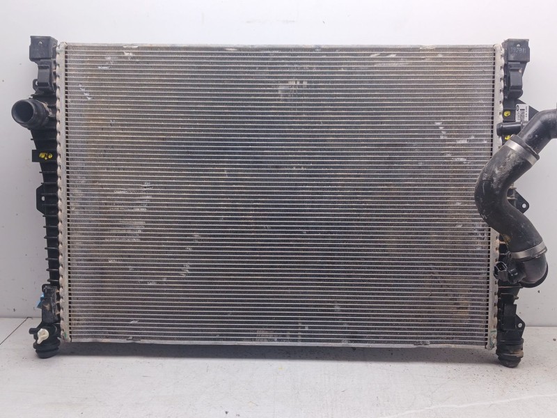 Recambio de radiador agua para jaguar e-pace (x540) 2.0 d150 referencia OEM IAM GJ328005CB  