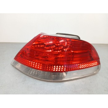 PILOTO TRASERO DERECHO 693723607 