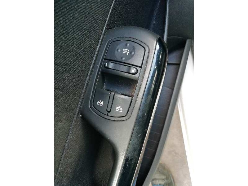 Recambio de mando elevalunas delantero izquierdo para opel corsa d selective referencia OEM IAM 13258521AA 315625731 