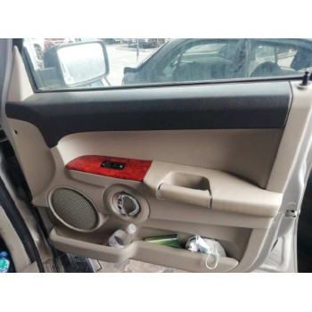 Recambio de guarnecido puerta delantera derecha para jeep commander 3.0 crd cat referencia OEM IAM   