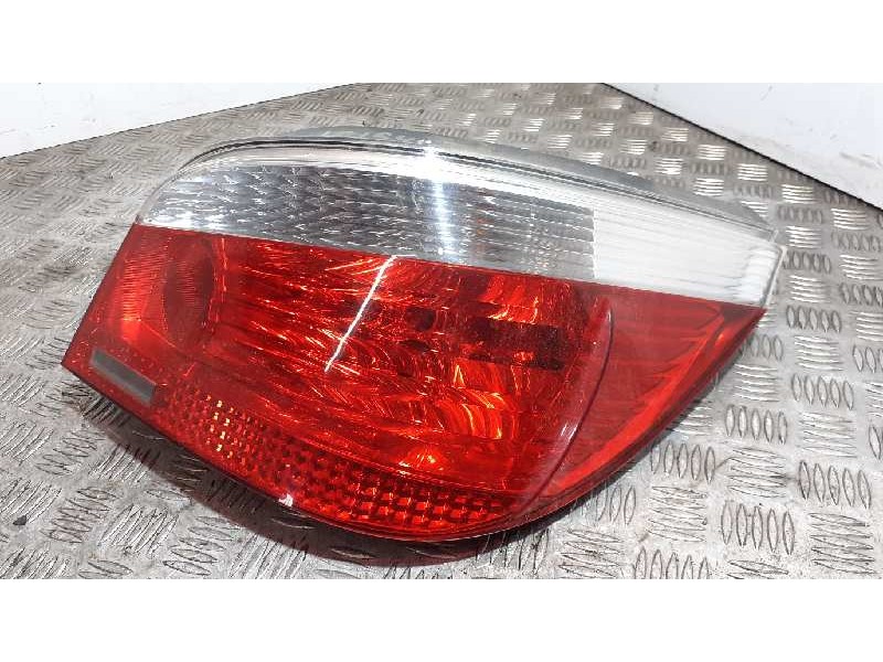 Recambio de piloto trasero derecho para bmw serie 5 berlina (e60) 520d referencia OEM IAM 7165738  