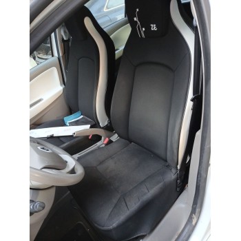 ASIENTO DELANTERO IZQUIERDO 