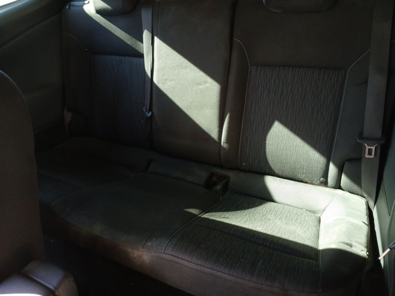 Recambio de asientos traseros para opel astra j gtc 1.4 (08) referencia OEM IAM   