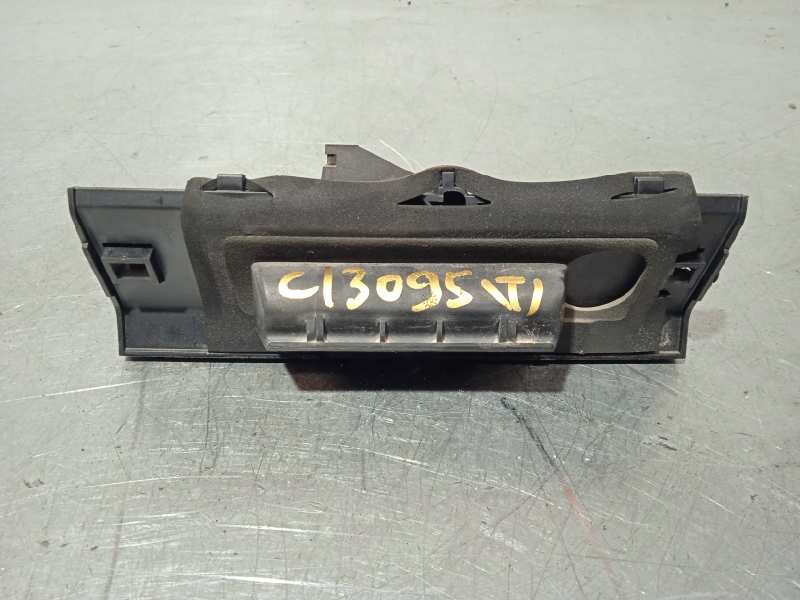 Recambio de maneta exterior porton para peugeot 206 berlina xs clim referencia OEM IAM N0501499 2 PINES 